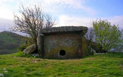 margine Dolmens Krasnodar (margine) Dolmen a teritoriului Krasnodar