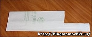 Idei pentru depozitarea de pungi de plastic - casa curata - casa mea (pachetul pliat în jumătate pe lungime) Idei pentru depozitarea de pungi de plastic - casa curata - casa mea