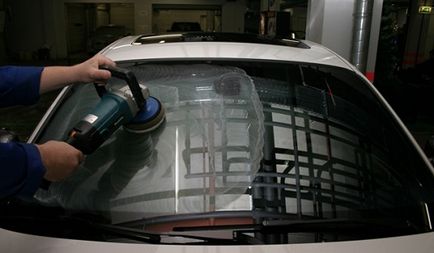 Ca lustruit (șlefuite) parbrizul mașinii (cum ar fi poloneză (poloneză) parbrizul mașinii?) Ca lustruit (șlefuite) parbrize auto