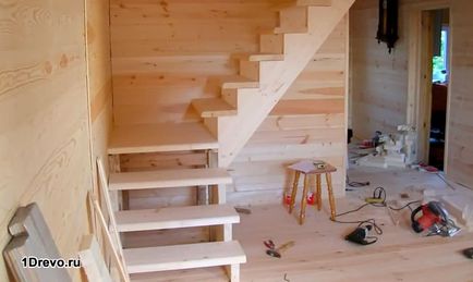 Cum de a construi o scara de lemn la al doilea etaj calcul, instrucțiuni pas cu pas (casa de scara de la etaj din lemn) Cum de a construi o scara de lemn la al doilea etaj calcul, ghid pas cu pas