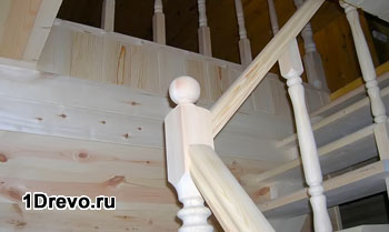 Cum de a construi o scara de lemn la al doilea etaj calcul, instrucțiuni pas cu pas (podea) Cum de a construi o scara de lemn la al doilea etaj calcul, ghid pas cu pas