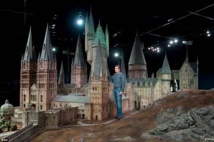 Așa cum filmează Hogwarts Castle (Hogwarts) Ca filmare Castelul Hogwarts