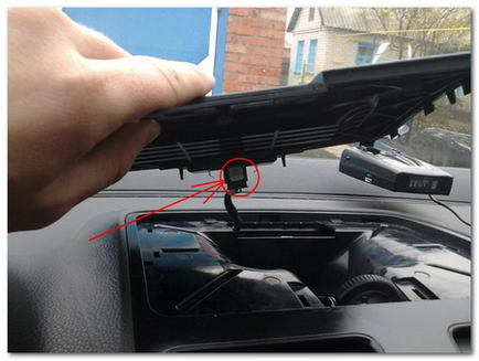 Scoaterea radio Volkswagen Jetta și înlocuit cu un nou (Jett) Scoaterea radio Volkswagen Jetta și înlocuit cu un nou