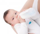 Cum să-și exprime mâinile de lapte matern (piept) Cum să-și exprime mâinile de lapte matern