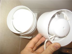 Ce capota este mai bine să alegeți revizuirea opțiune și hote de toaletă (capota), baie și toaletă Ce capota este mai bine pentru a alege o imagine de ansamblu baie și toaletă a opțiunilor și extractele de toaletă