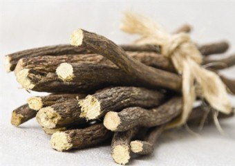 Radacina de lemn dulce - un remediu excelent pentru tratamentul tusei la copii (tratament) Radacina de lemn dulce - un remediu excelent pentru tratamentul tusei la copii