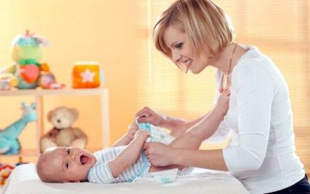 Crema de protecție a copilului Bubchen, cosmetice speciale si zinc raspunsuri faciale (pentru copii) Crema de protecție a copilului Bubchen, cosmetice speciale și zinc pentru acele comentarii