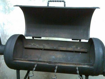 BBQ gratar în țară cu propriile lor mâini (BBQ) BBQ gratar în țară cu propriile mâini