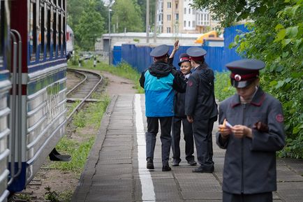 Ia-mă de dirijorul (Veliky Novgorod bunica locuieste) Ia-mă de dirijorul