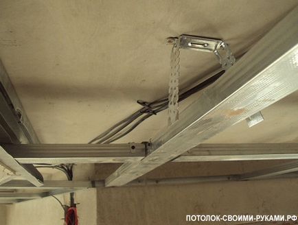 Instalarea de plafon multi-nivel rapid și ușor (de asamblare) Instalarea de plafon multi-nivel de rapid și ușor