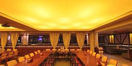Instalarea de benzi cu LED-uri cu mâinile (bandă) Instalarea de benzi cu LED-uri cu mâinile