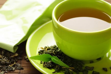 Pot să beau ceai înainte de culcare (somn) Pot să beau ceai înainte de culcare