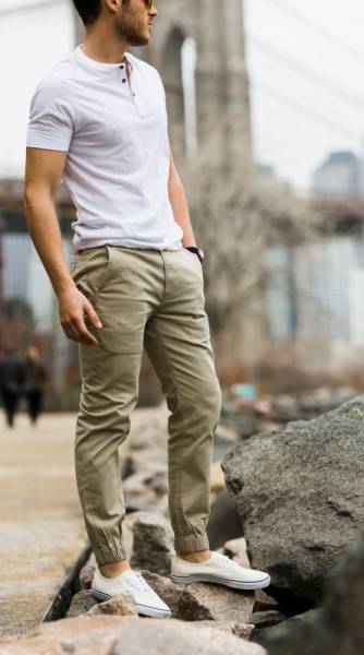 Pantaloni pentru bărbați Jogger - caracteristici importante de selecție (pantaloni Jogger) Pantaloni pentru bărbați Jogger - caracteristici importante de selecție