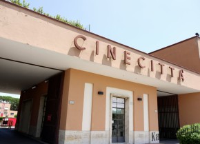 Neorealism în cinematografia italiană (neorealism) Neorealism în cinematografia italiană