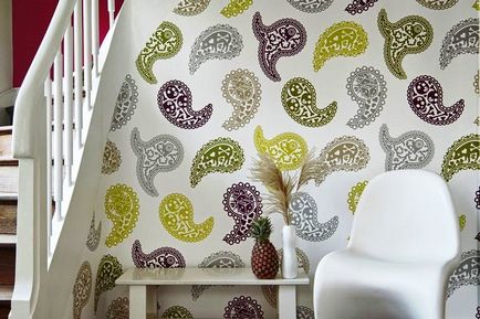 Wallpaper cu ornamente anumite tipuri de modele, camere de design (tapet cu ornamente florale) Wallpaper cu ornamente anumite tipuri de modele, camere de design