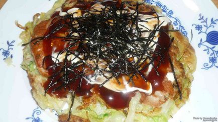 Okonomiyaki în limba rusă (okonomiyaki) Okonomiyaki în limba rusă