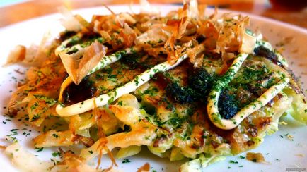 Okonomiyaki în limba rusă (clătite) Okonomiyaki în limba rusă