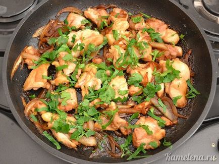 Oyakodon (pui in japoneza) (reteta oyakodon doilea fel de mâncare (pui în japoneză pas) cu imagini pas) Oyakodon (pui în japoneză)