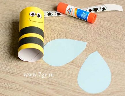 Bee mânecilor de carton (insecte de hârtie) Bee de furtune carton