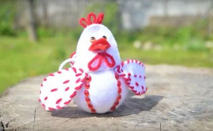 Cocoș cu mîinile în grădiniță și școală (grădiniță) Cocoș cu mîinile în grădiniță și școală