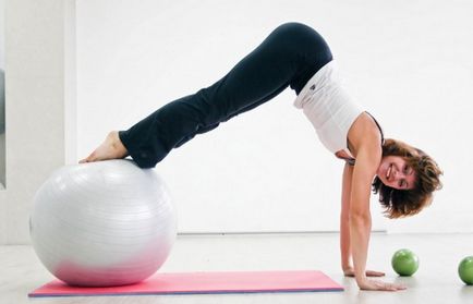 Pilates pentru incepatori la domiciliu cele mai bune exerciții (acasă) Pilates pentru incepatori la domiciliu cel mai bun exercițiu