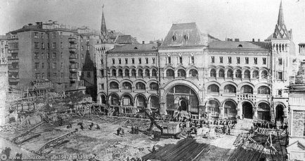 fotografii rare (cu două etaje clădire din cărămidă) fotografii rare
