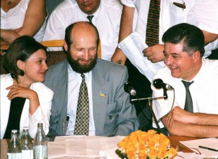fotografii rare (cu două etaje clădire din cărămidă) fotografii rare