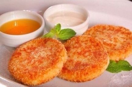 Reteta cheesecakes gustoase de cheag în cuptor (reteta) Rețetă pentru cheesecakes delicioase din brânză de vaci în cuptor