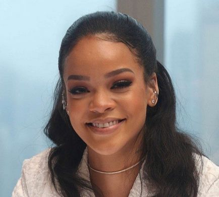 Rihanna biografie, fotografii, viața personală (Rihanna) Rihanna biografie, fotografii, viața personală
