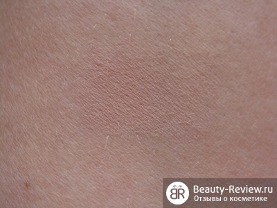 Blush, comentarii despre produse cosmetice (machiaj) Fard de obraz, despre cosmetice comentarii