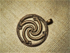 farmece slave (care sunt legate de viata) amulete slave