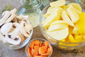 cartofi tocanita cu fungi (ciuperci tocana de cartofi) cartofi înăbușită cu ciuperci