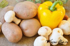 cartofi tocanita cu fungi (ciuperci tocana de cartofi) cartofi înăbușită cu ciuperci