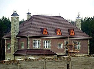 acoperișuri Aparatură mansarde, structura acoperișului și tipuri de acoperișuri (mansarde) Aparatul este un acoperiș mansardat, proiectarea și tipul mansardelor