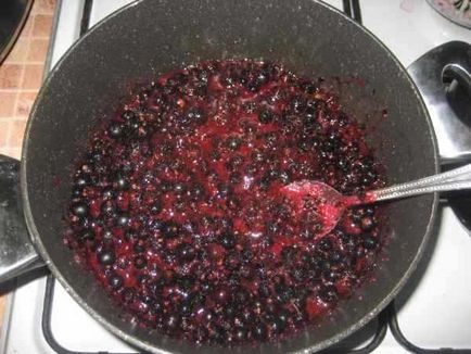 Blackcurrant jam - 5 rețete (gem jeleu de coacăze negre) Coacăze negre gem - 5 rețete