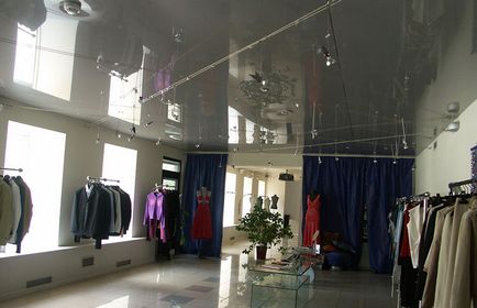 Alegerea culorii tavanelor suspendate și tapet (plafoane) Alegerea culorii de tavane suspendate și tapet