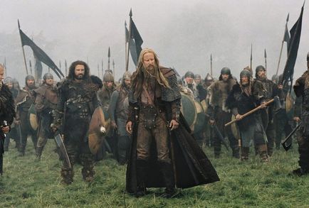 Vikingii (vikingi, normanzi) Fotografii și imagini ale navigatorilor scandinavi, ambii luptători de sex masculin arata si (nordice) Vikingii (Vikingii, normanzii) Fotografii și imagini de navigatorii scandinavi, atât războinicii de sex masculin si uita-te