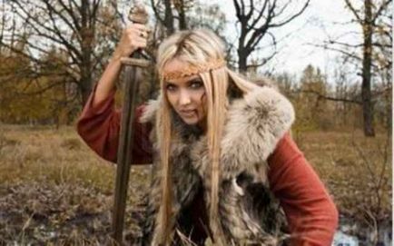 Vikingii (Vikingii, normanzii) Fotografii și imagini de navigatorii scandinavi, atât războinici de sex masculin si uita-te (vikingi) Vikingii (Vikingii, normanzii) Fotografii și imagini de navigatorii scandinavi, atât războinicii de sex masculin si uita-te