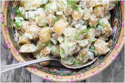 salata delicioasa cu cartofi (delicios) salata delicioasa cu cartofi