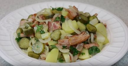 salata delicioasa cu cartofi (delicios) salata delicioasa cu cartofi