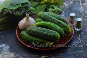 castraveți crocantă sărate, mai puțin de o zi - mai delicios decât pachetul (usturoi) castraveți sărați crocante, mai puțin de o zi - mai delicioase decât pachetul