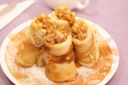 clatite Custard - retete clătite crema (crema de ou) clatite Custard - rețete Clatite cu cremă