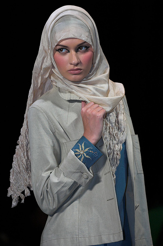 O femeie în Islam văl (Islam) Femeia în Islam Hijab