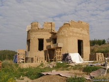 Zhilizhe pentru pustnici (mediu de pădure de conifere) Zhilizhe pentru pustnici