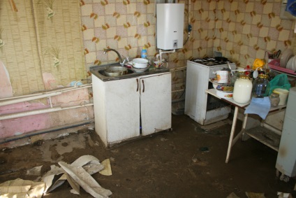 Un an în urmă (numărul 4276 3801) an în urmă
