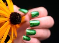 Emerald manichiură (smarald) Emerald manichiură