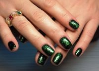 Emerald manichiură (smarald) Emerald manichiură