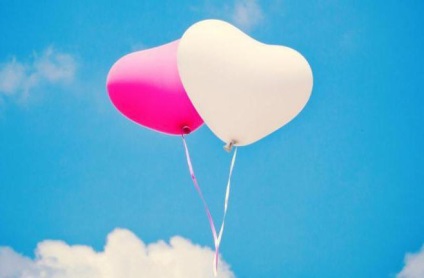 Чому не можна відпускати повітряні кульки в небо?