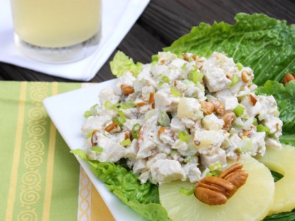 Salata de pui cu ananas (pui) Salata cu carne de pui și ananas