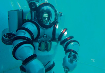 Ultradeep se arunca cu capul poate trăi o persoană, la o adâncime de 700 m, revista Popular Mechanics (People) Ultradeep se arunca cu capul o persoană poate trăi la o adâncime de 700 m, revista Popular Mechanics